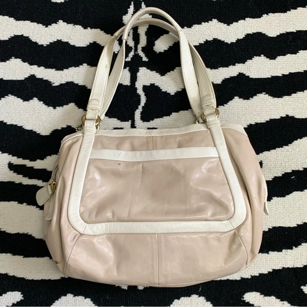 COACH Cricket Putty & White Leather 13601 Shoulder Bag - Picture 2 of 16